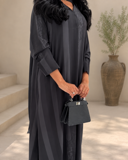 Abaya T203